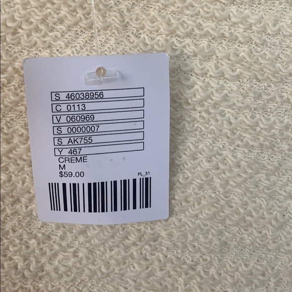 Urban Outfitters Sweater NWT - Picture 2 of 3